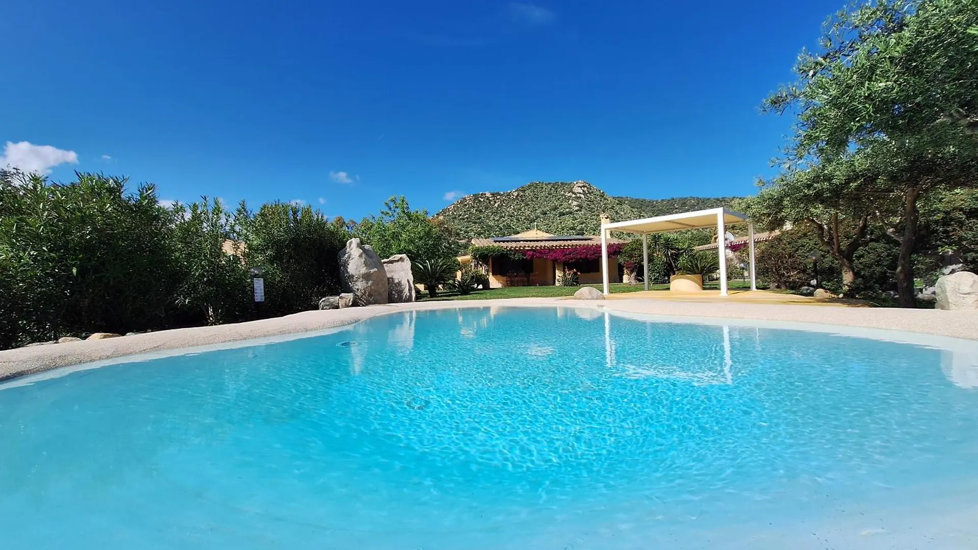 Villa Carlebia Near The Beaches And With Swimming Pool For Exclusive Use Torre delle Stelle